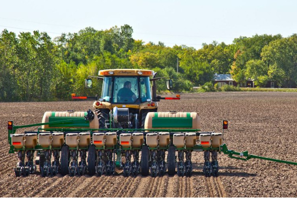 GP-8and12RowPlanters-2022.jpg