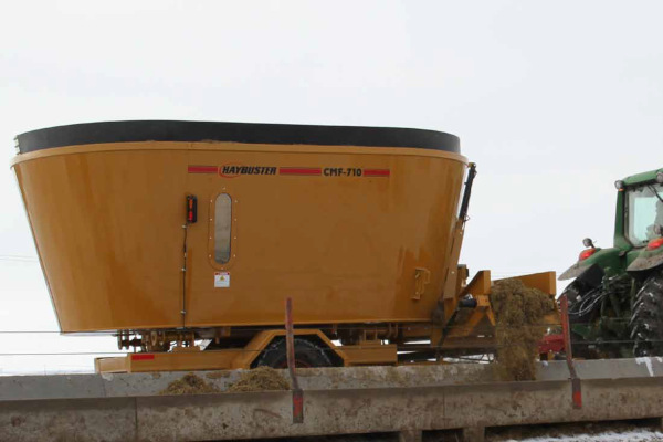 Haybuster-CMF-710-20.jpg