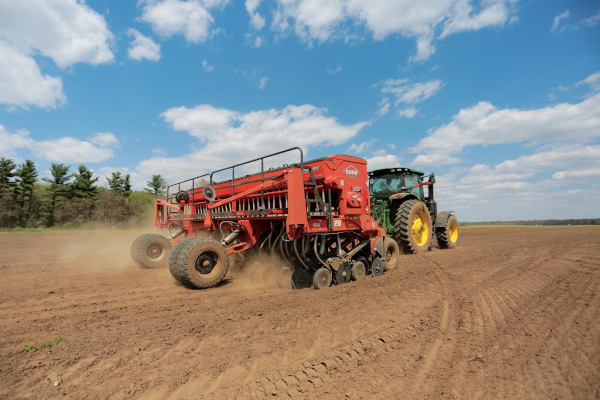Kuhn-5400Series-2021.jpg