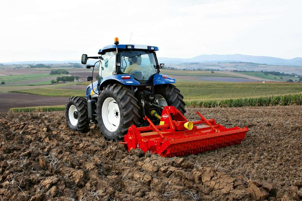 Kuhn-EL122-162Series-2021.jpg