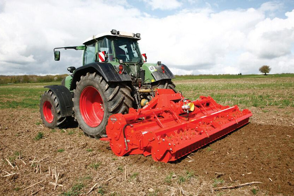 Kuhn-EL282-300-2021.jpg