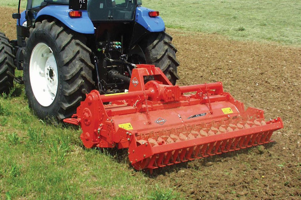 Kuhn-EL92-205-2021.jpg