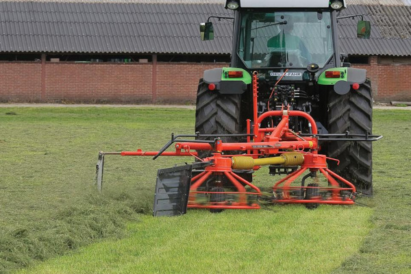 Kuhn-HayBob360-2022.jpg