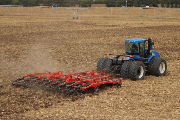 Kuhn-LS4810-9-2020.jpg