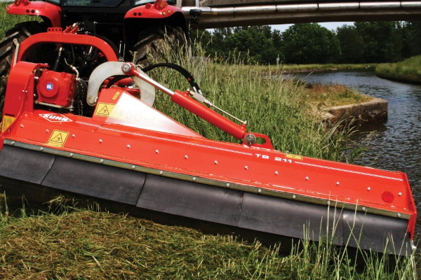 Kuhn-OffsetMowers-22.jpg