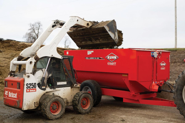 Kuhn-RA125-130-Series-2021.jpg