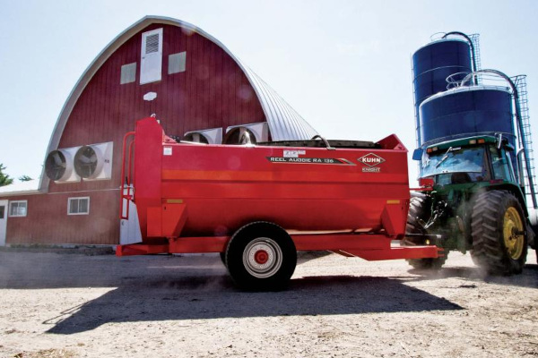 Kuhn-RA142-Truck-22.jpg