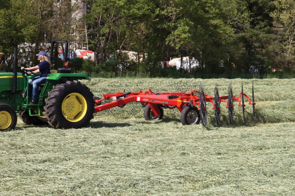 Kuhn-SR108GII-2022.jpg
