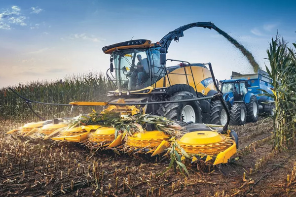 NH-ForageEquipment-Y23.jpg