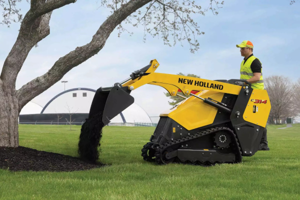 NH-MiniTrackLoader-Y23.jpg